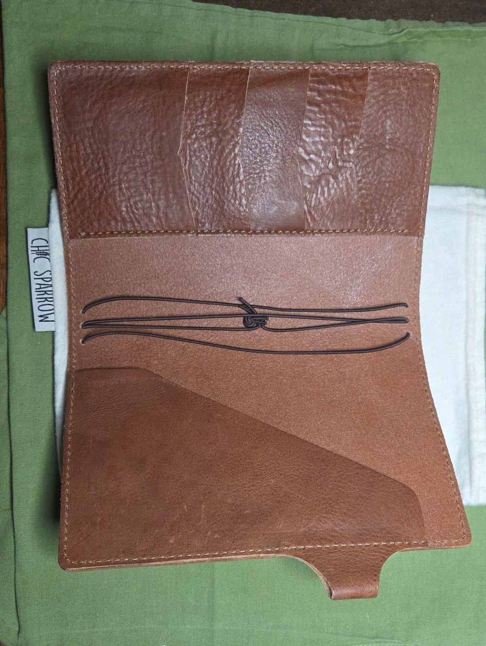 Chic Sparrow Maverick Travelers Notebook - Picture 2 of 4